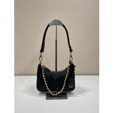 프라다 퀄팅 호보백 (해외배송)