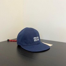 미우미우 블루 라인 자수 로고 모자 (국내배송)