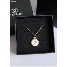 샤넬 CC 화이트 펄 펜던트 써클 네크리스 (국내배송)