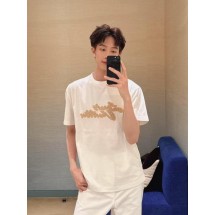 루이비통 라피아 레터 자수 라운드넥 반팔 (해외배송)