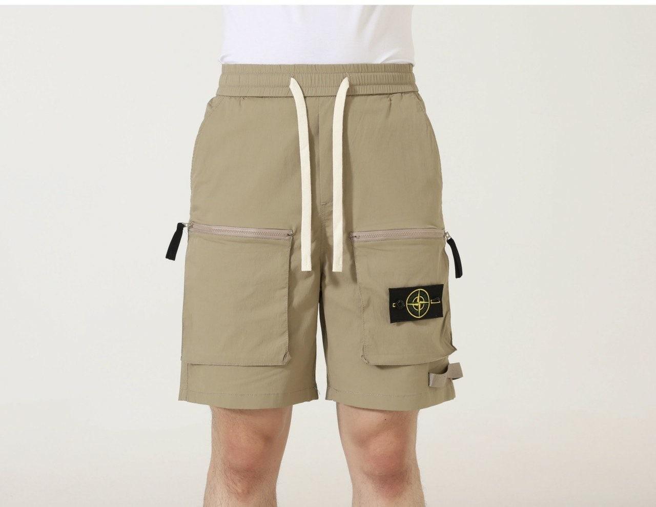 스톤아일랜드  와펜패치 zip pocket 쇼트팬츠 (국내배송)