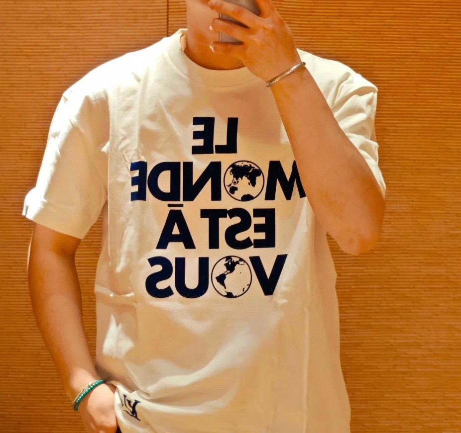 루이비통 월드 어스 플로킹 프린트 반팔 (해외배송)