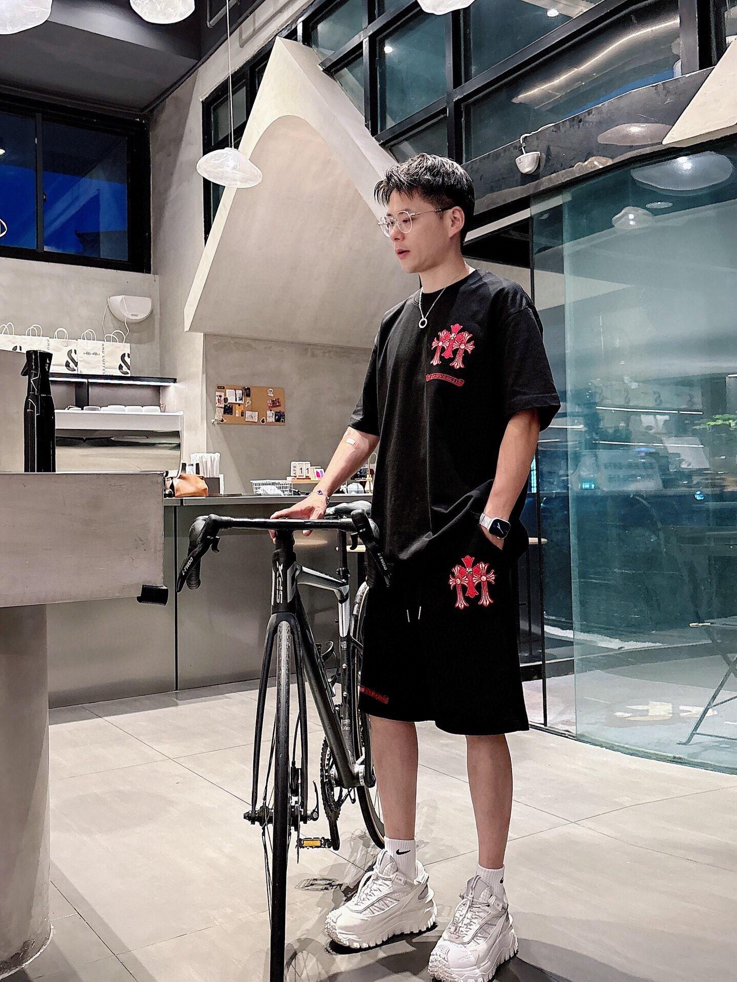 크롬하츠 캐주얼 반팔 세트  (해외배송)