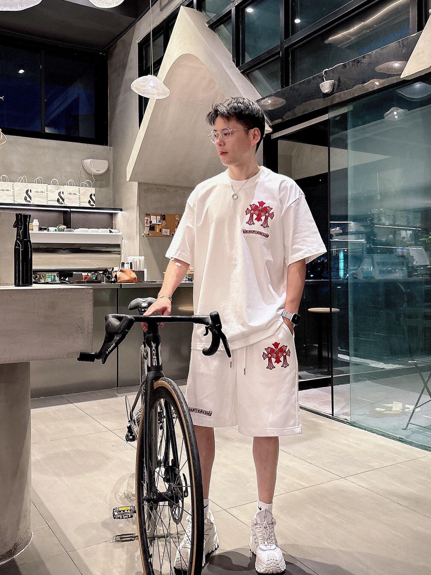 크롬하츠 캐주얼 반팔 세트  (해외배송)