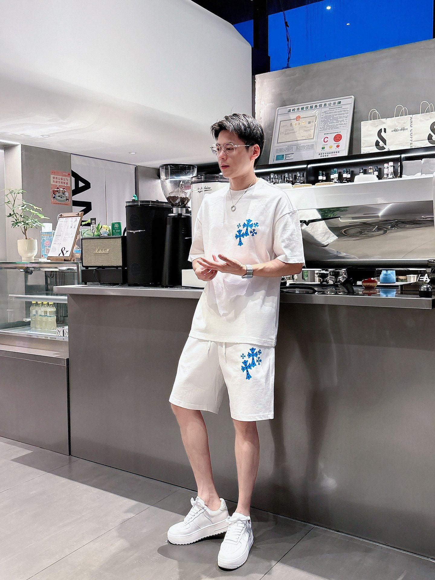 크롬하츠 반팔 반바지 세트  (해외배송)
