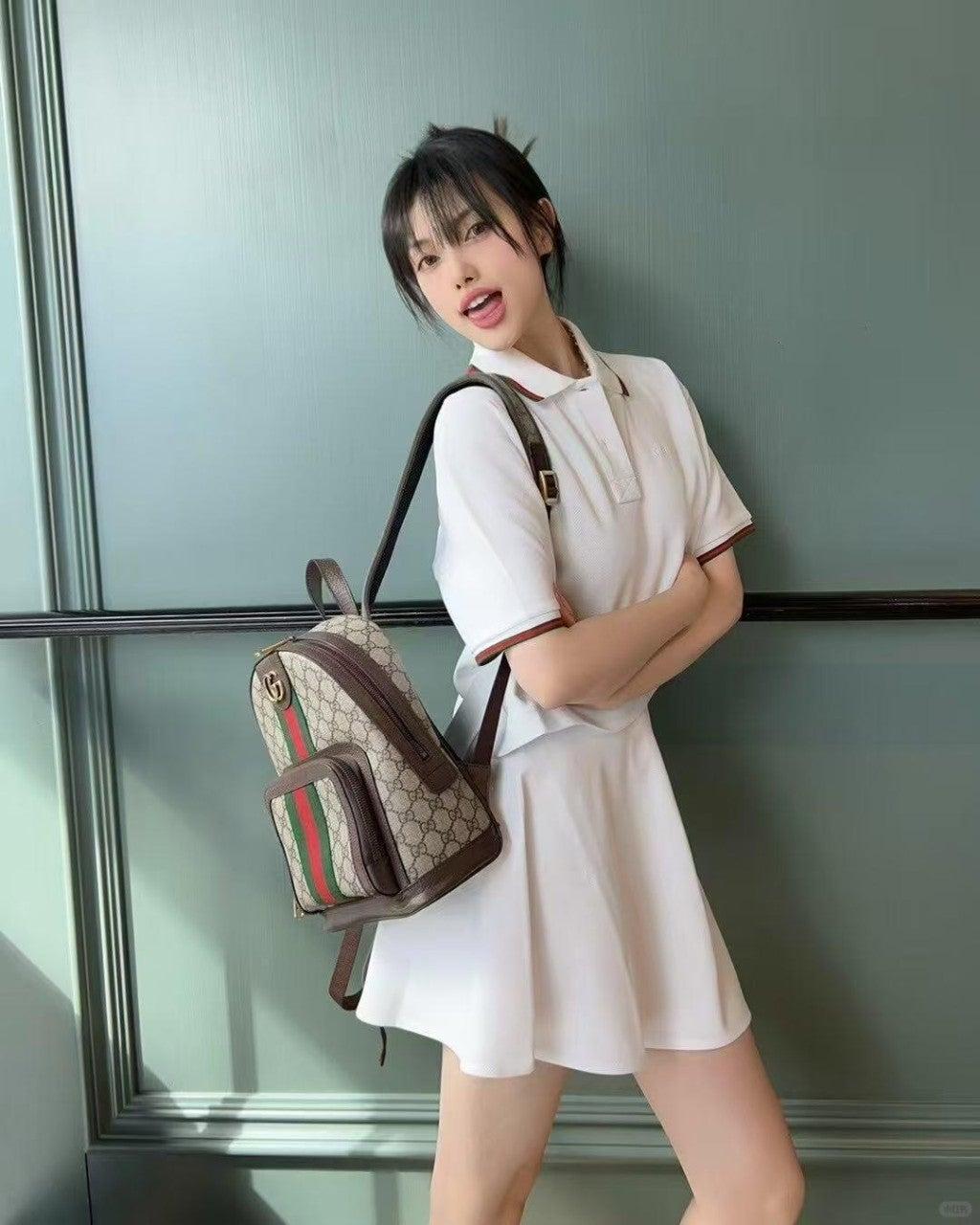 구찌 레터 자수 라펠 반팔 (해외배송)