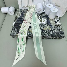 디올 트윌리 스카프 (해외배송)