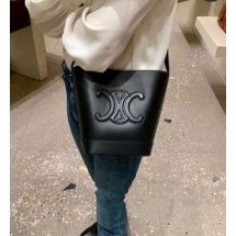 셀린느 퀴르 버킷백 (국내배송)