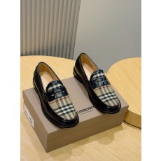 버버리 가죽 남성용 로퍼 (해외배송)