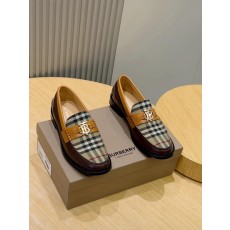 버버리 가죽 남성용 로퍼 (해외배송)