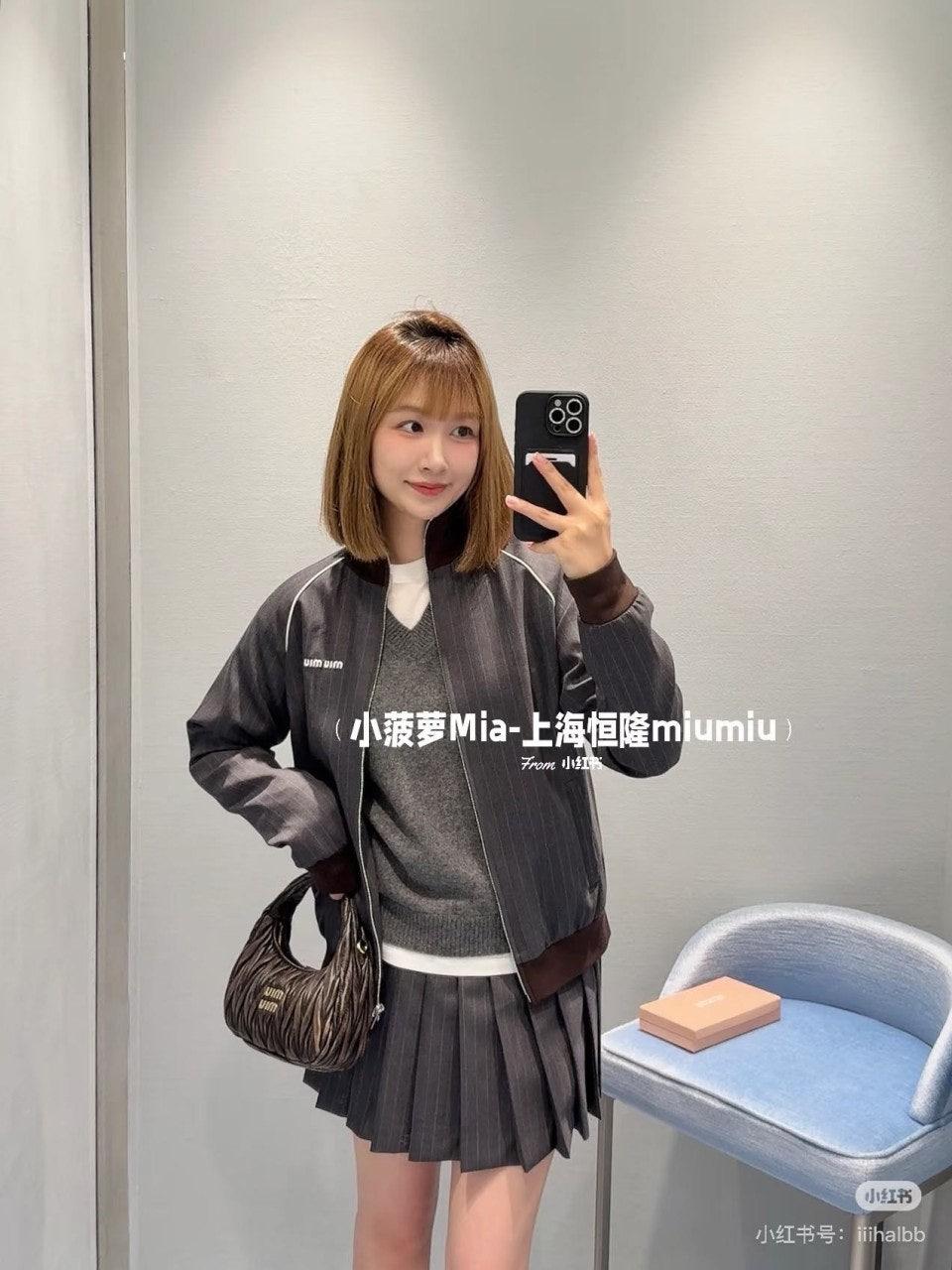 미우미우 다크 블루 스트라이프 재킷 (해외배송)
