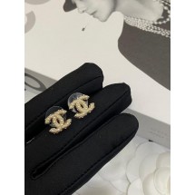 샤넬 CC로고 진주 샴페인 골드 귀걸이 (국내배송)