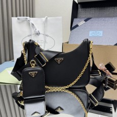 프라다 나일론 호보 핸드백 (해외배송)