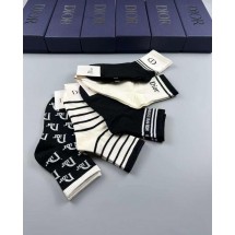 디올 남녀공용 5종 양말세트 (국내배송)